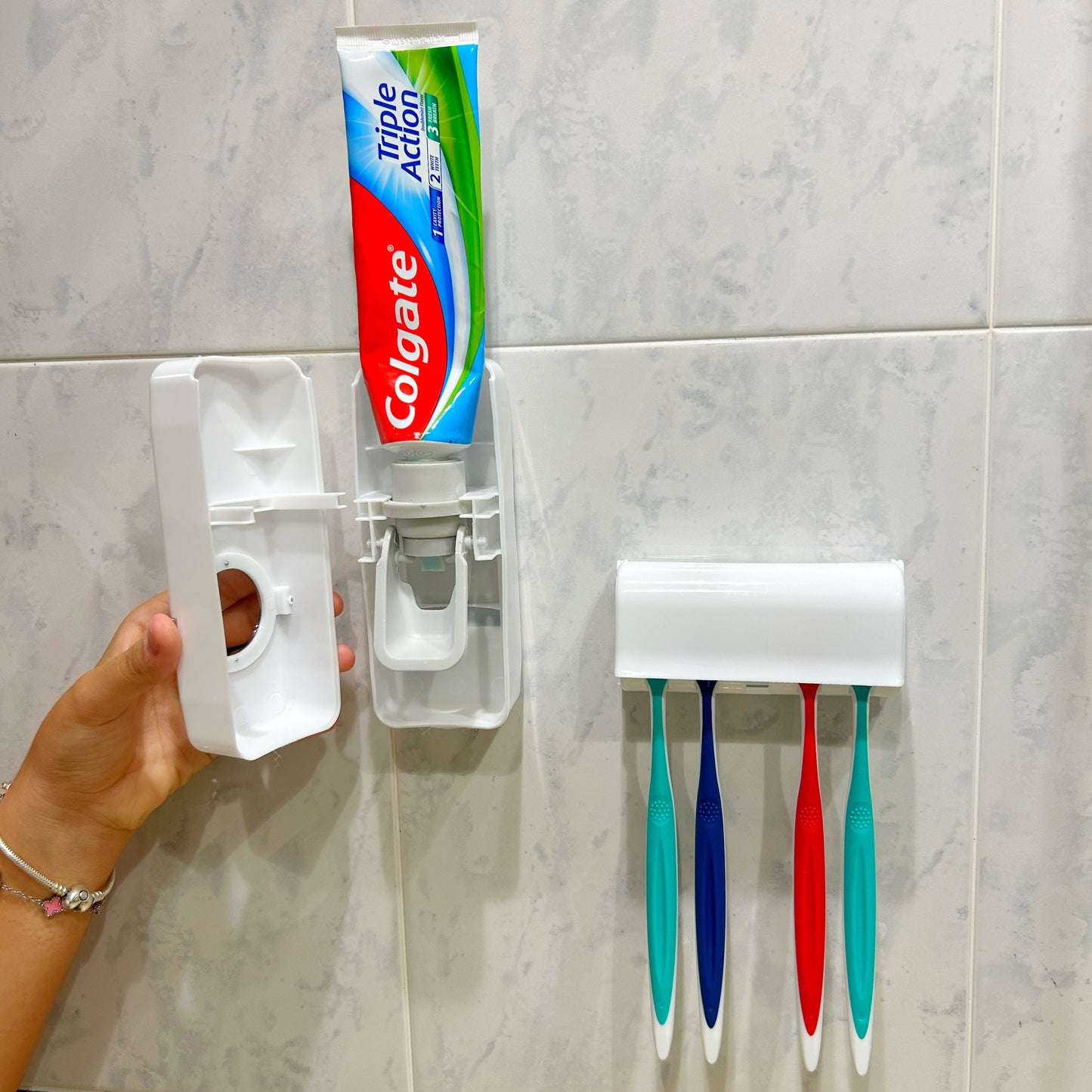 Dispensador pasta de dientes